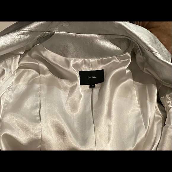 IDENTIFY ~ FUN FUN FUN!! Silver Leather Jacket - Picture 11 of 14